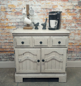 Paul Cottage Style Console Cabinet/Coffee Bar