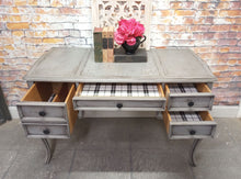 Paul Vintage Sligh Brand French Provincial Desk on