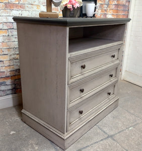 Paul Thomasville Media Stand/Coffee Bar