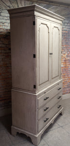 Paul Vintage Henredon Armoire/Cabinet