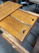Lisa Vintage Robbin’s Furniture Company Kitchen Table