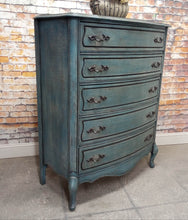 Paul Broyhill French Provincial Dresser
