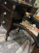 Lisa Antique Dressing Table/Vanity with Bench