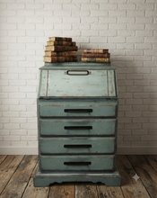 Paul Vintage Thomasville Secretary