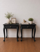 Lisa S/2 Maple Side Tables