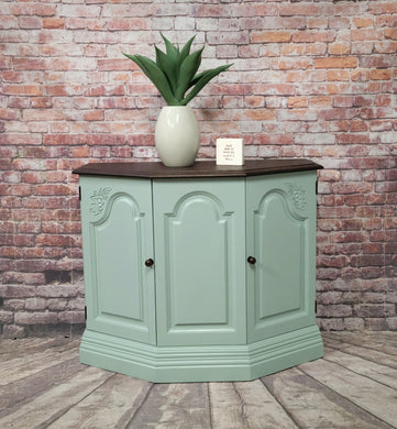 Leanne Solid Wood Cabinet