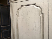 Paul Vintage Henredon Armoire/Cabinet