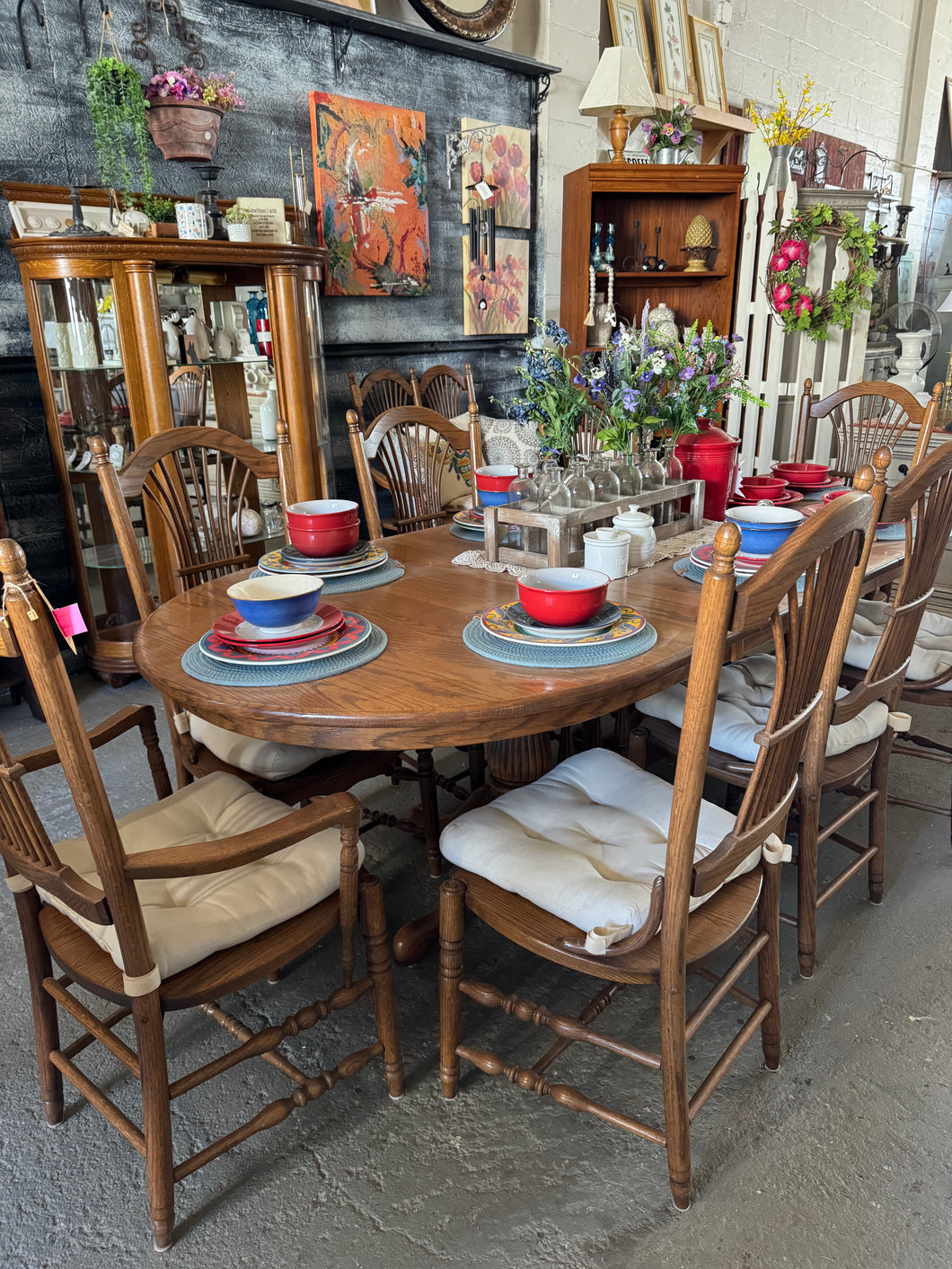 Lisa Amish Made Solid Oak table with 8 Chairs