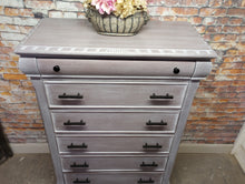 Paul Vintage Cottage Style Chest of Drawers
