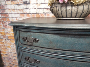 Paul Broyhill French Provincial Dresser