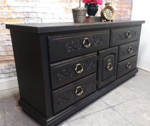Paul Vintage Lea Triple Dresser