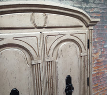 Paul Vintage American Drew Armoire