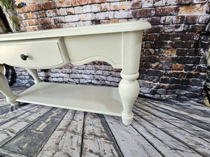 Kay Sofa Table