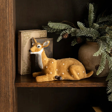 HD Resting Fur Deer  KY239042