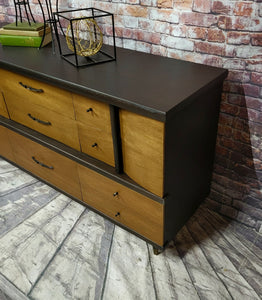 Leanne Vintage MCM Kroehler Dresser