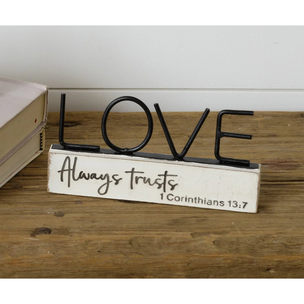 Table Sign - Love Always Trusts 8RS978