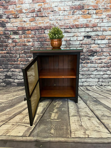 Lisa Vintage Cabinet