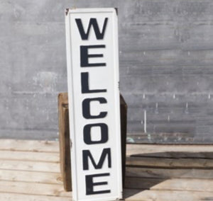36” Tin Welcome Sign