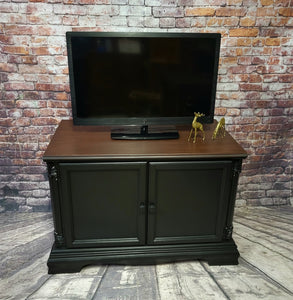 Leanne Great Solid Media Center