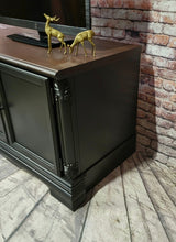 Leanne Great Solid Media Center